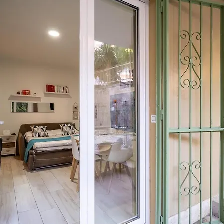 Casa Angela, A Few Steps From The Sea Apartamento *